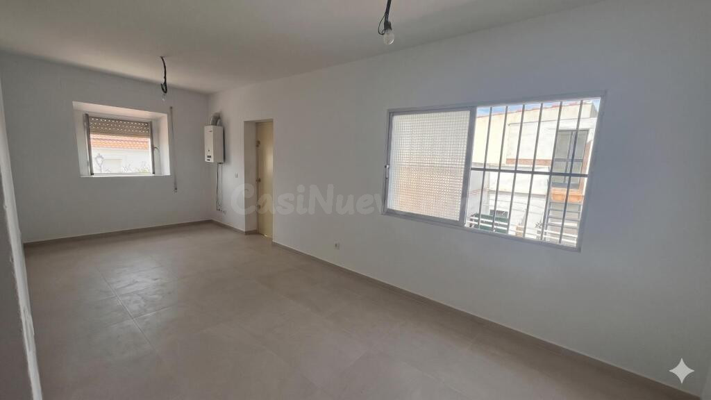 Gran casa en El Pedroso!! - foto 4