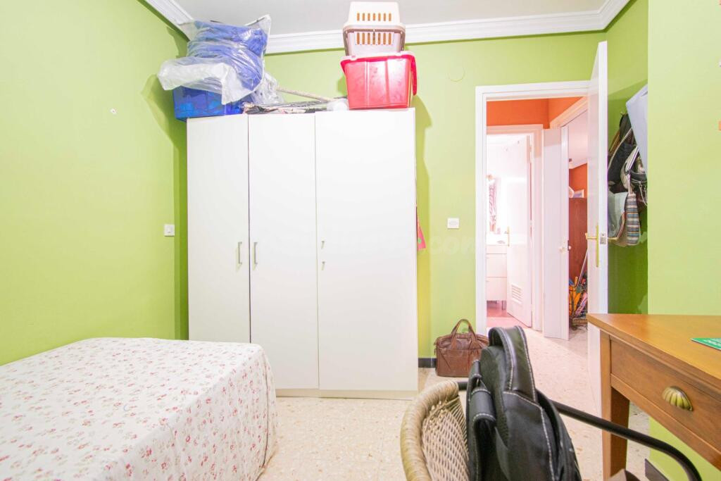 Piso en venta en Pino Montano - foto 3