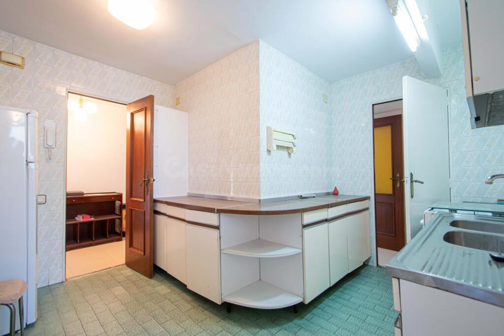 Piso con muchas posibilidades en San Juan de Aznalfarache!!! - foto 3