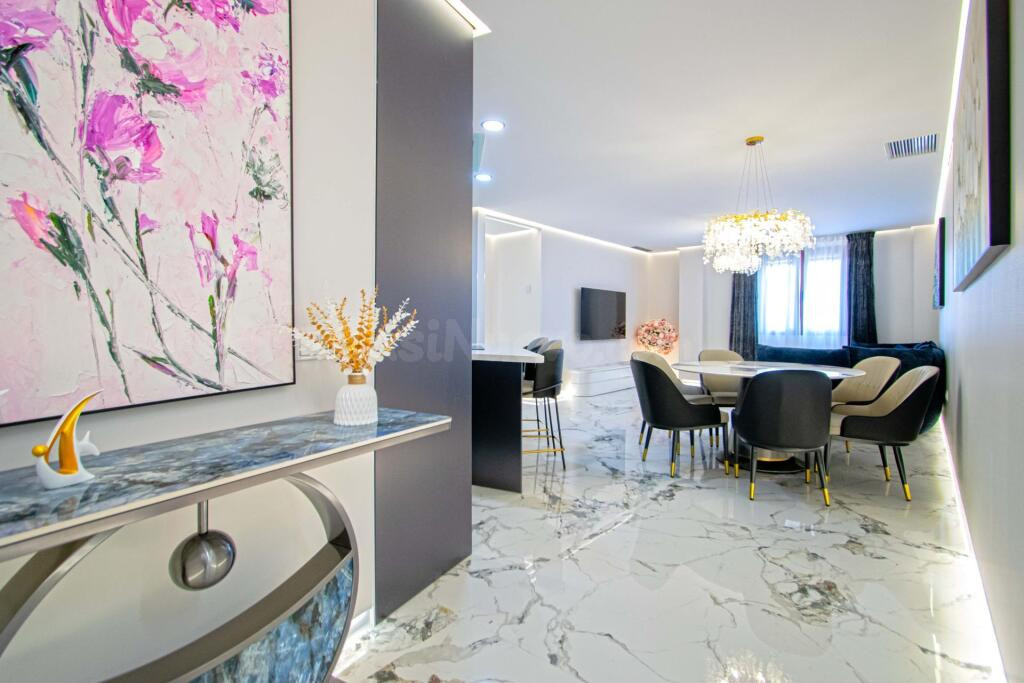 Espectacular vivienda de diseño junto al Ayuntamiento!!! - foto 2