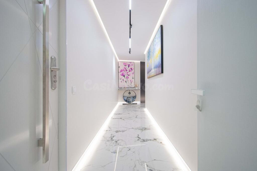 Espectacular vivienda de diseño junto al Ayuntamiento!!! - foto 3