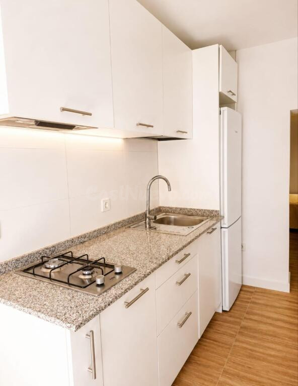 Apartamento a estrenar en alquiler en el barrio de Amate. DU - foto 4