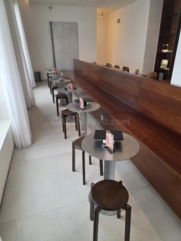 Se traspasa exclusiva cafetería/heladería /brunch con obrado - foto 5