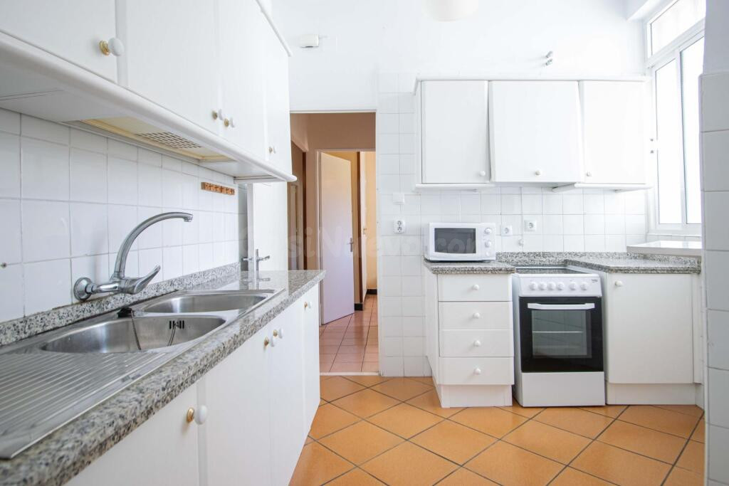 Magnífico piso de esquina en Tablada, con terraza!!! - foto 3