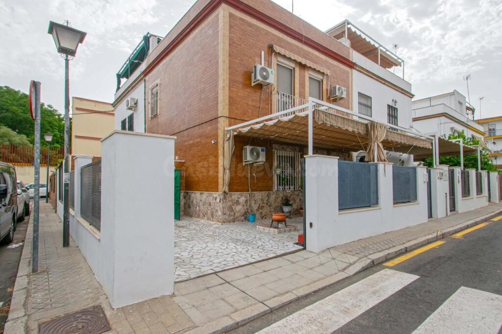 Estupenda casa junto al Parlamento!!!