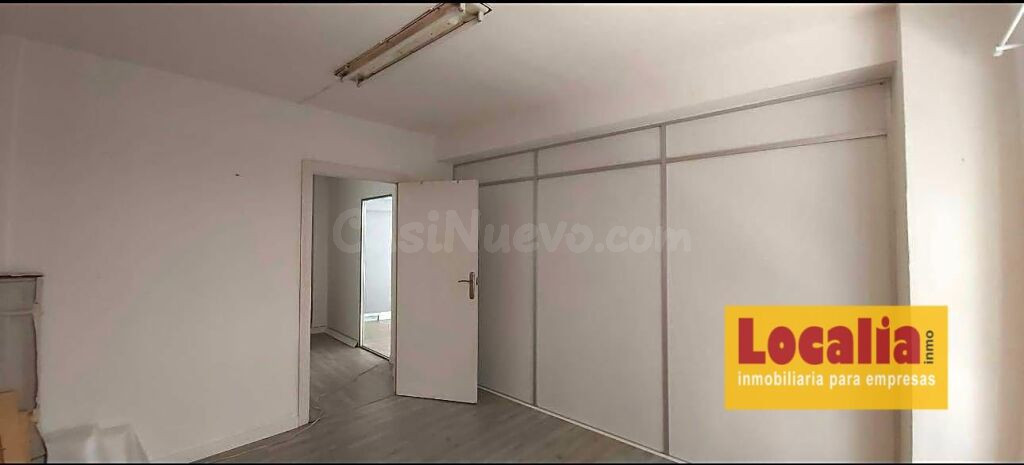 Oficinas en el centro de Torrelavega - foto 2