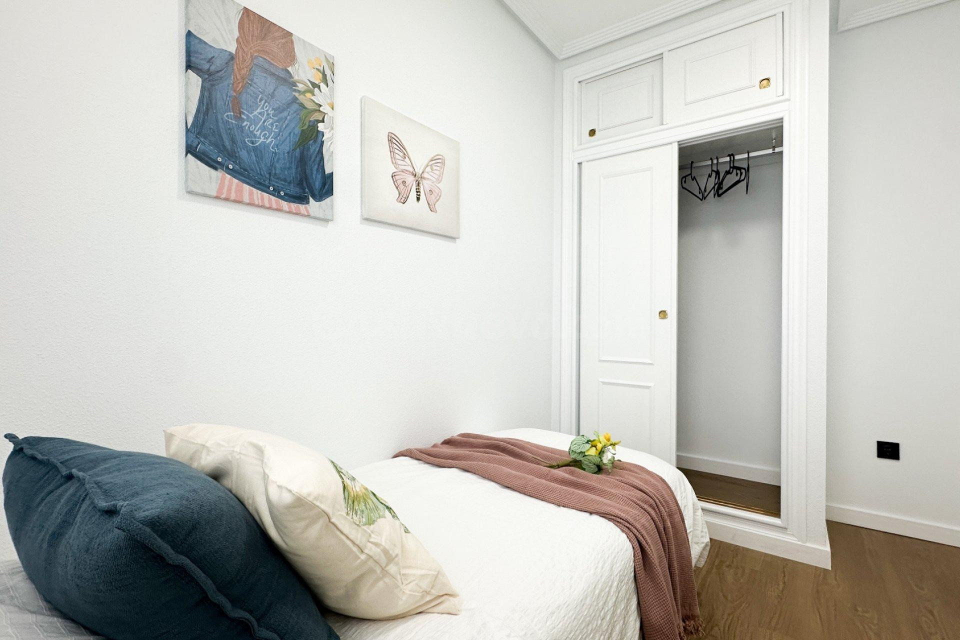 Apartamento 2 habitaciones 69m² en venta - Punta Prima - foto 4
