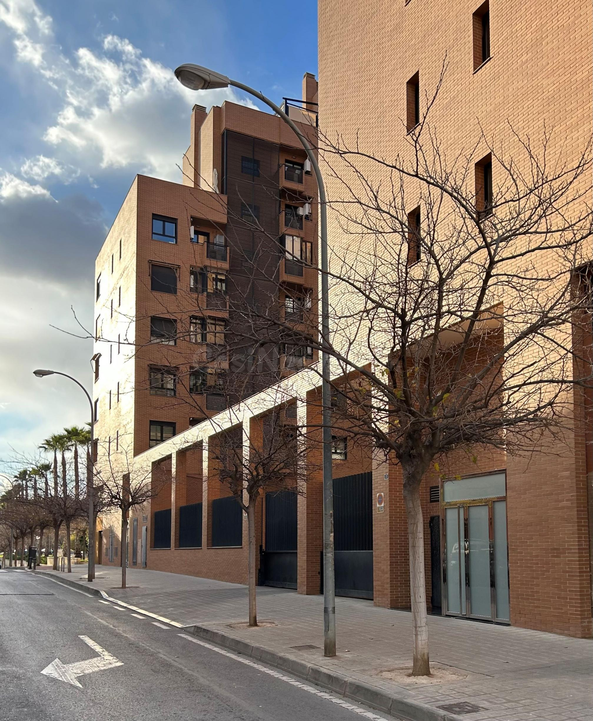 Planta baja 1 habitación 84m² en venta - Alipark - foto 2