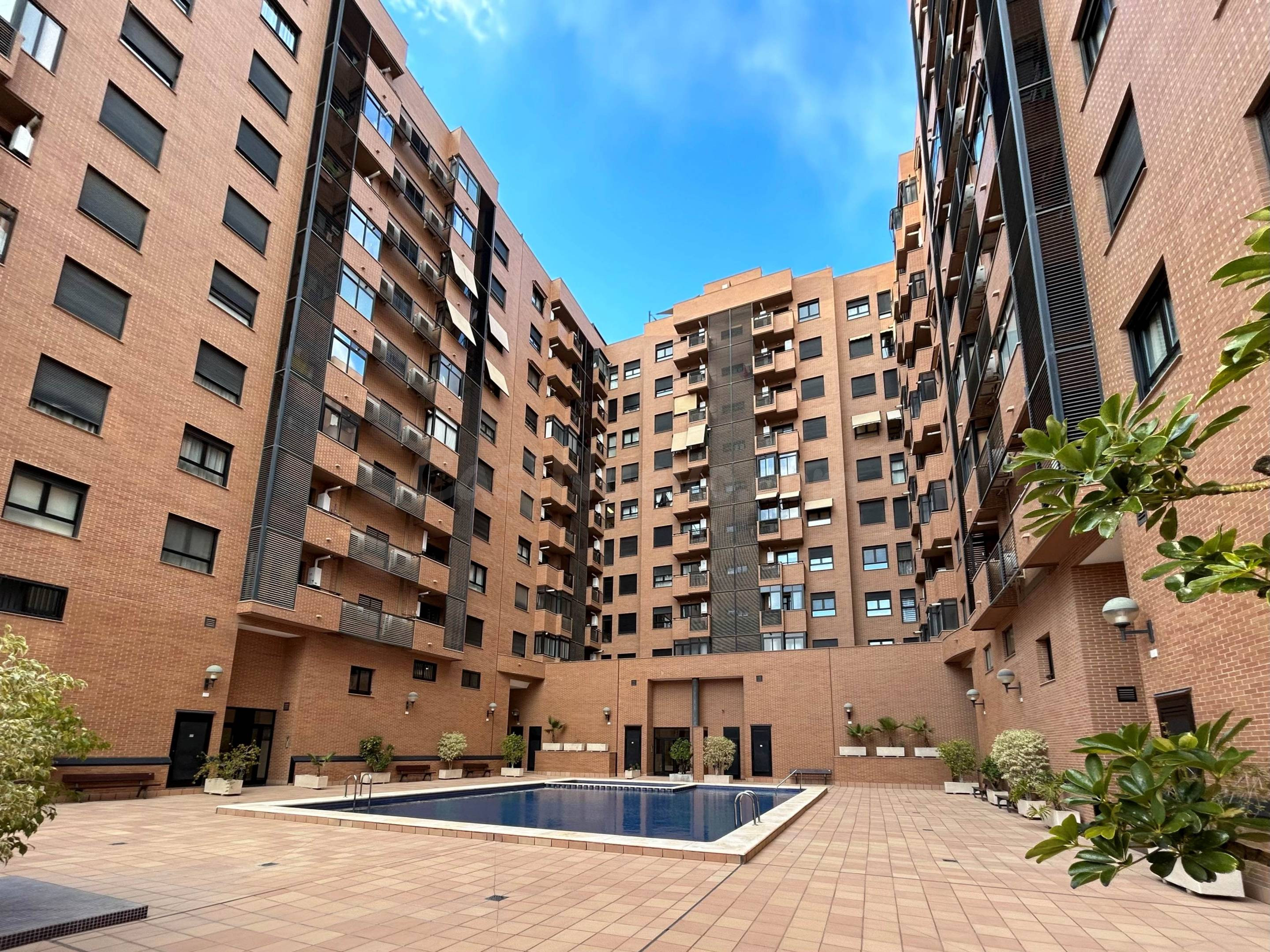 Planta baja 1 habitación 84m² en venta - Alipark - foto 5