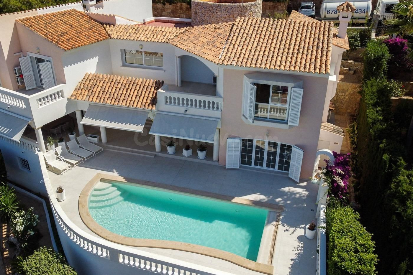 VENTA ö ALQUILER SOLO OPCION A COMPRA - Lujosa villa con pis - foto 2