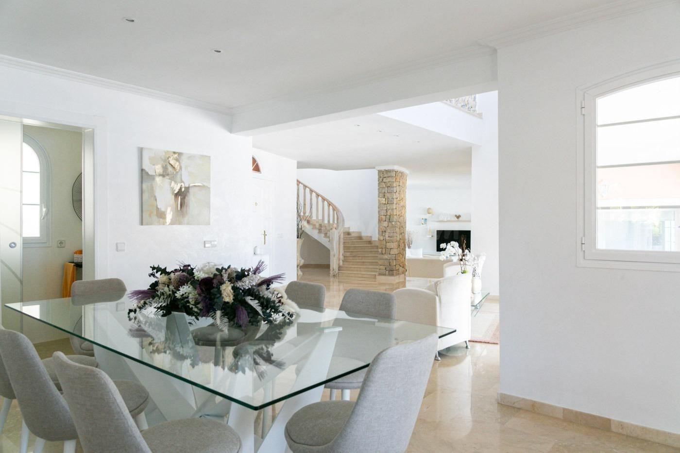 VENTA ö ALQUILER SOLO OPCION A COMPRA - Lujosa villa con pis - foto 3