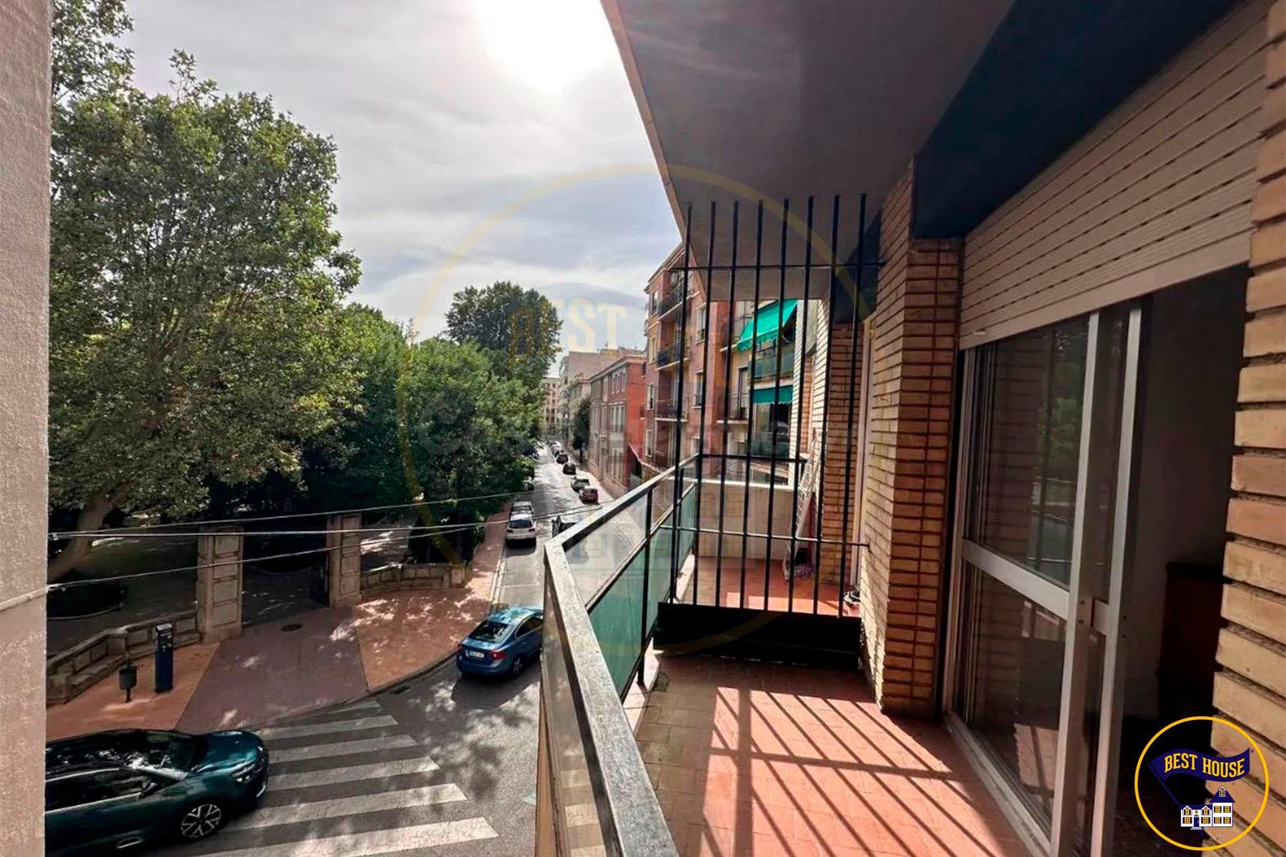 PISO A LA VENTA PARA ENTRAR A VIVIR EN PLENO CENTRO