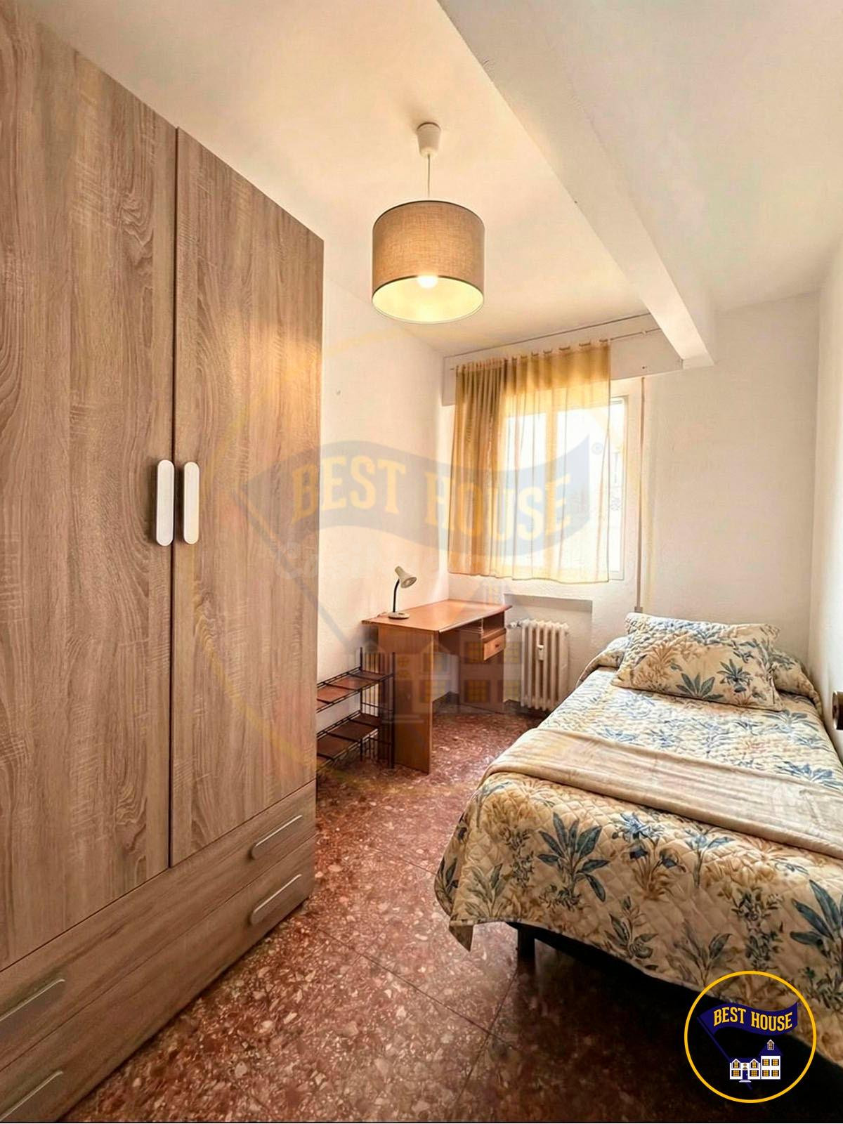 PISO A LA VENTA PARA ENTRAR A VIVIR EN PLENO CENTRO - foto 4