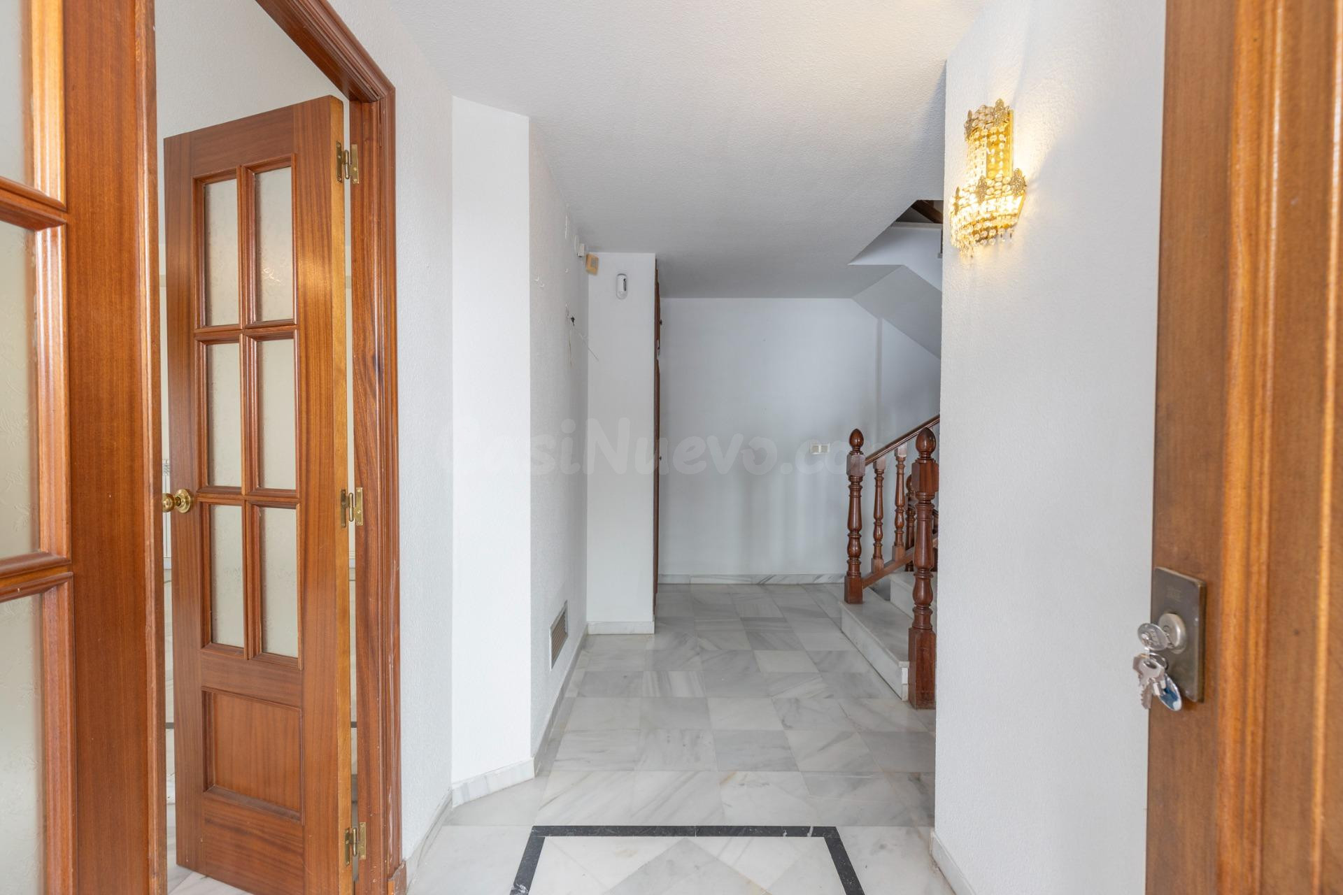 Exclusiva vivienda con piscina en la zona del Serrallo con p - foto 5