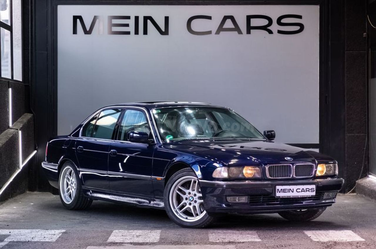 BMW Serie 7 750I AUTO