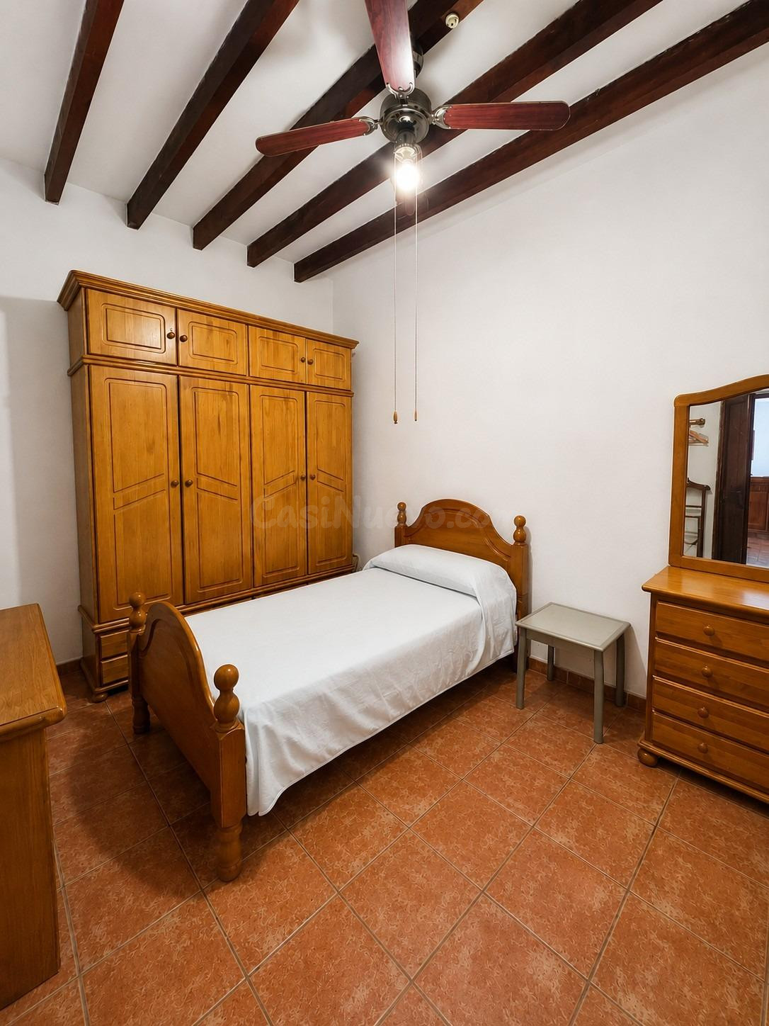 Casa tradicional mallorquina con patio y garaje en Santa Mar - foto 3
