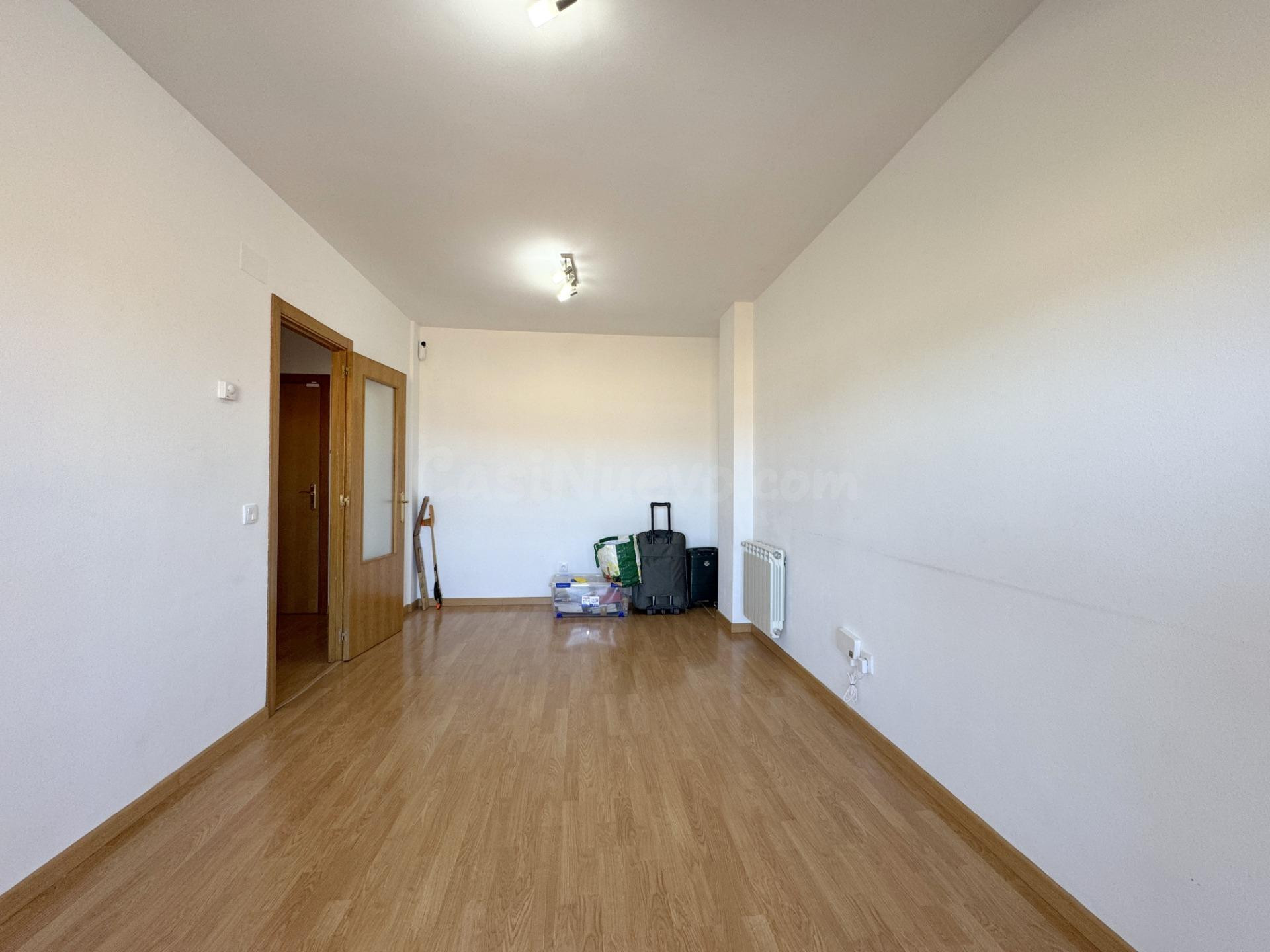 Vivienda económica en la ciudad emblemática de Avila - foto 2