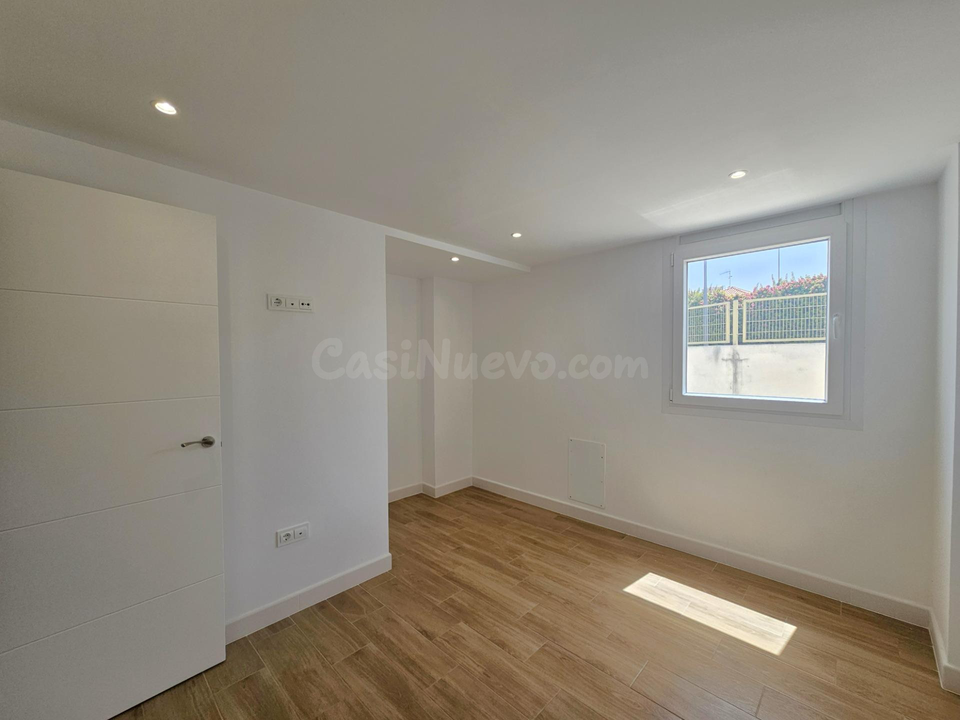 PISO/ADOSADO DÚPLEX EN ZONA "LA CAPILLITA" - foto 3