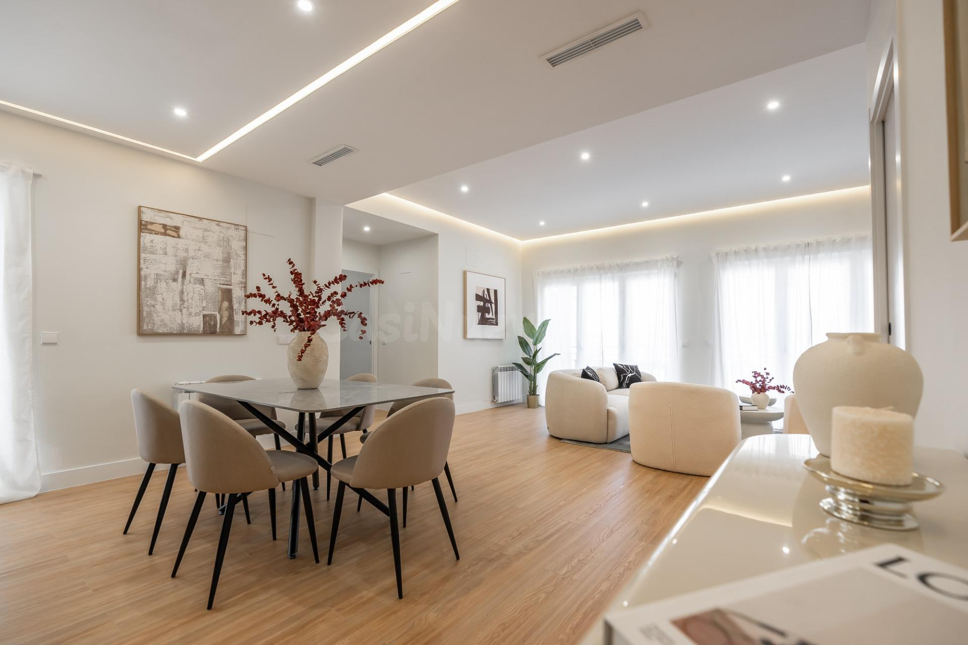 Vivienda amplia con terraza y gran potencial en eje principa - foto 5