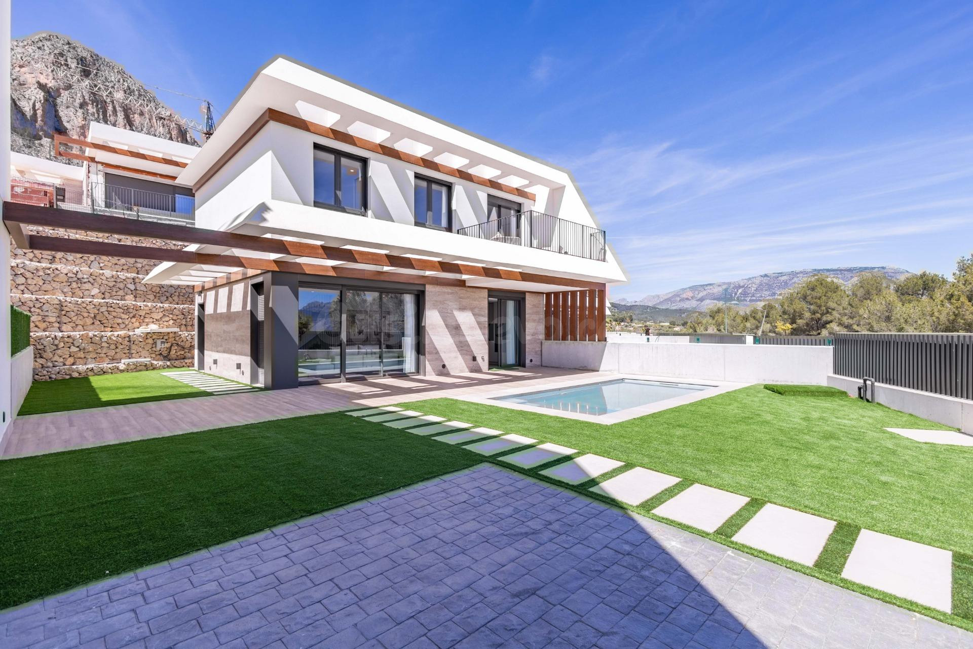 Villa  de Lujo en Polop de La Marina