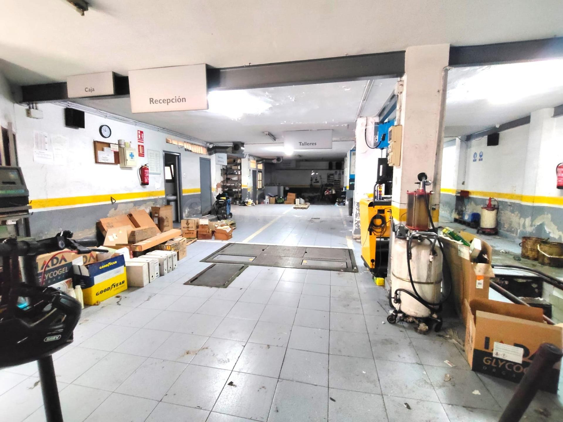 Tres locales juntos en el corazón de Altabix - foto 2