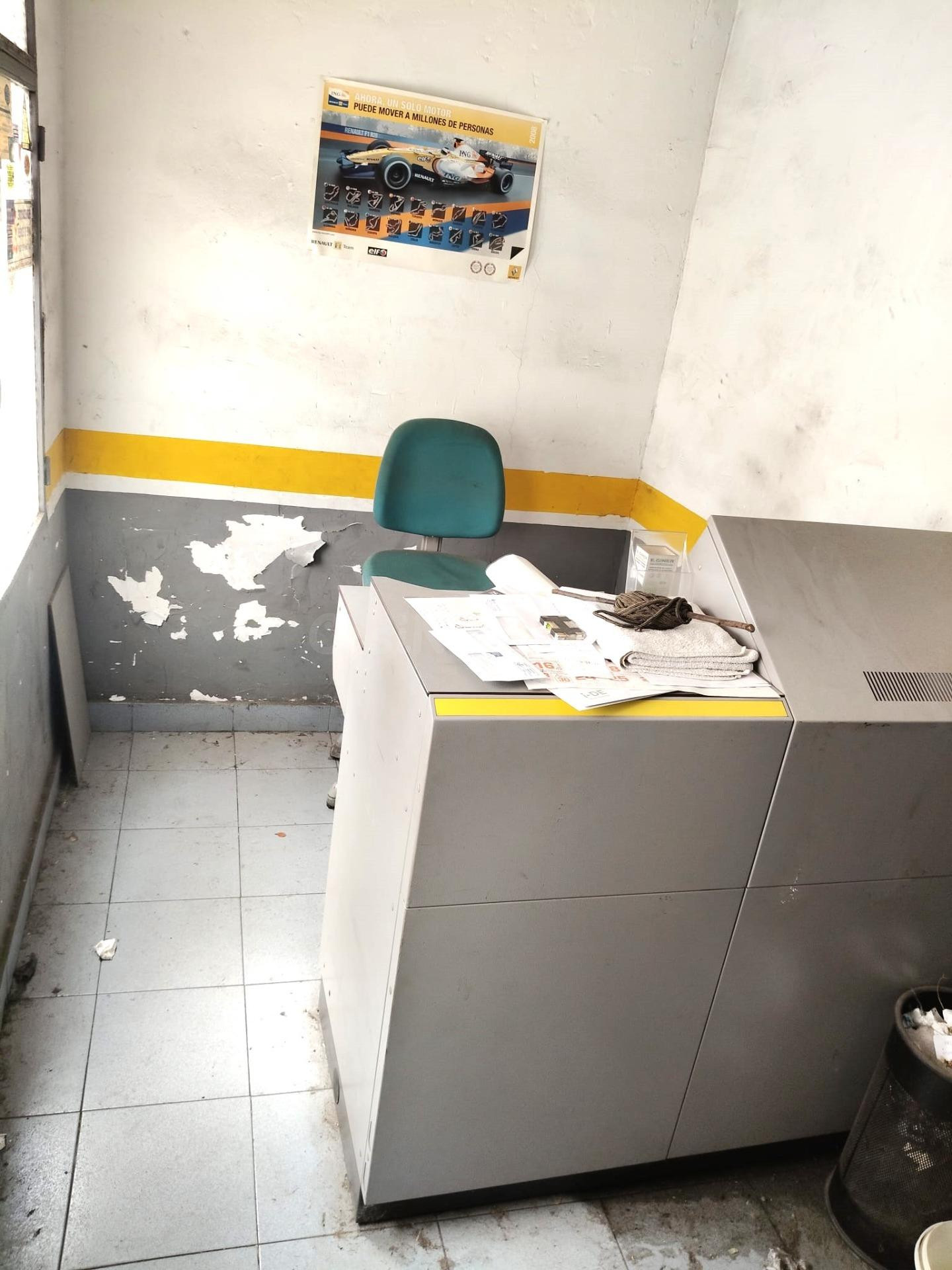 Tres locales juntos en el corazón de Altabix - foto 5