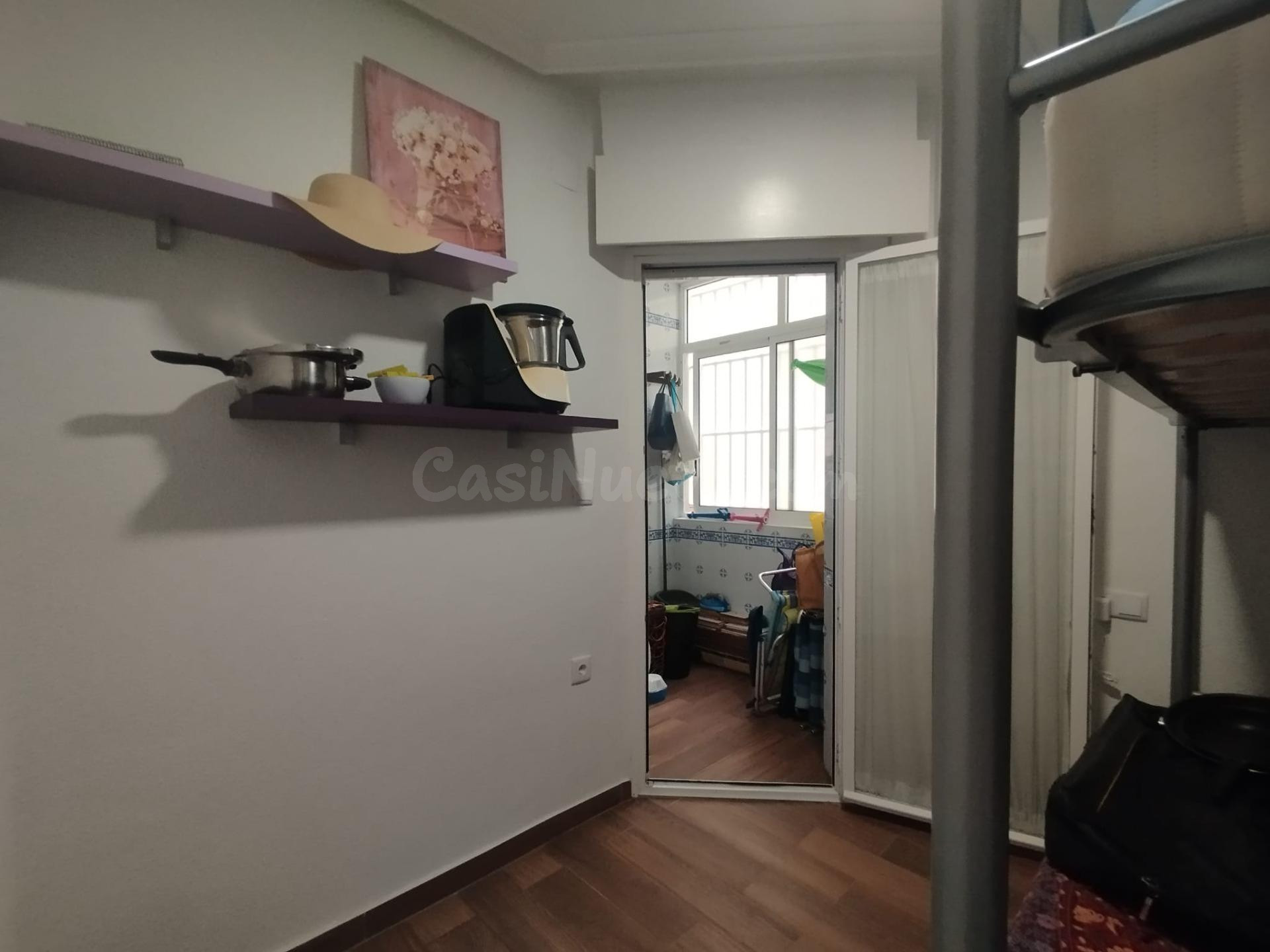 Apartamento reformado en segunda linea de playa  con vistas  - foto 16