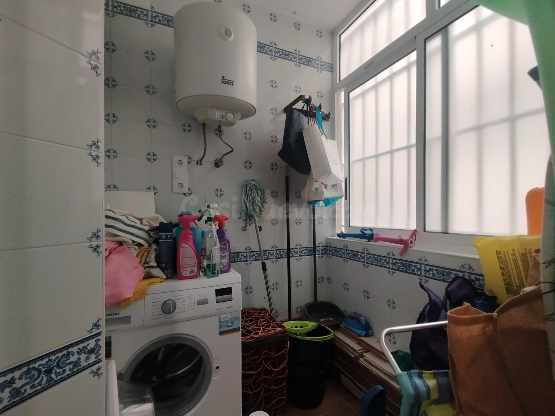 Apartamento reformado en segunda linea de playa  con vistas  - foto 17