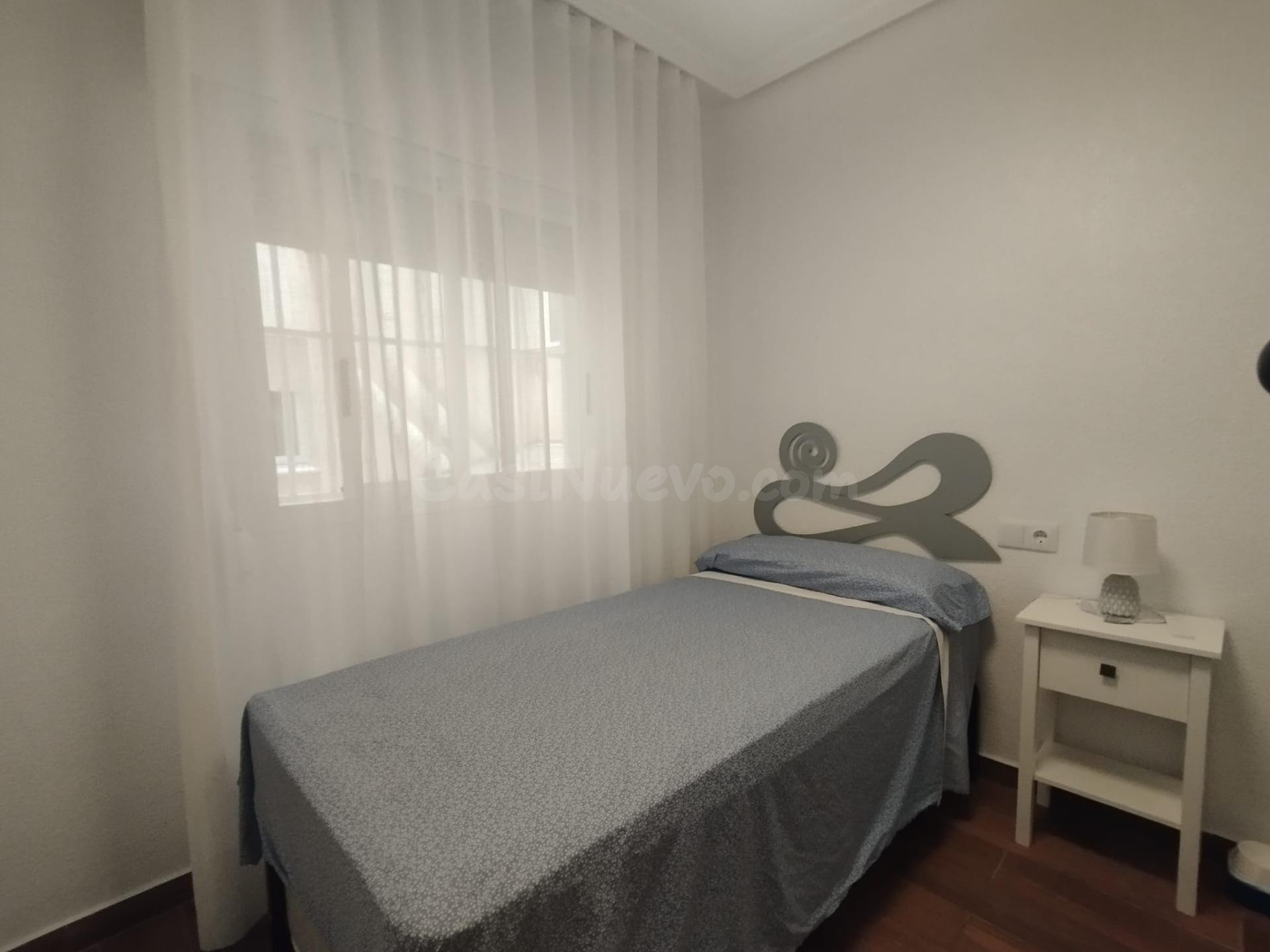 Apartamento reformado en segunda linea de playa  con vistas  - foto 21
