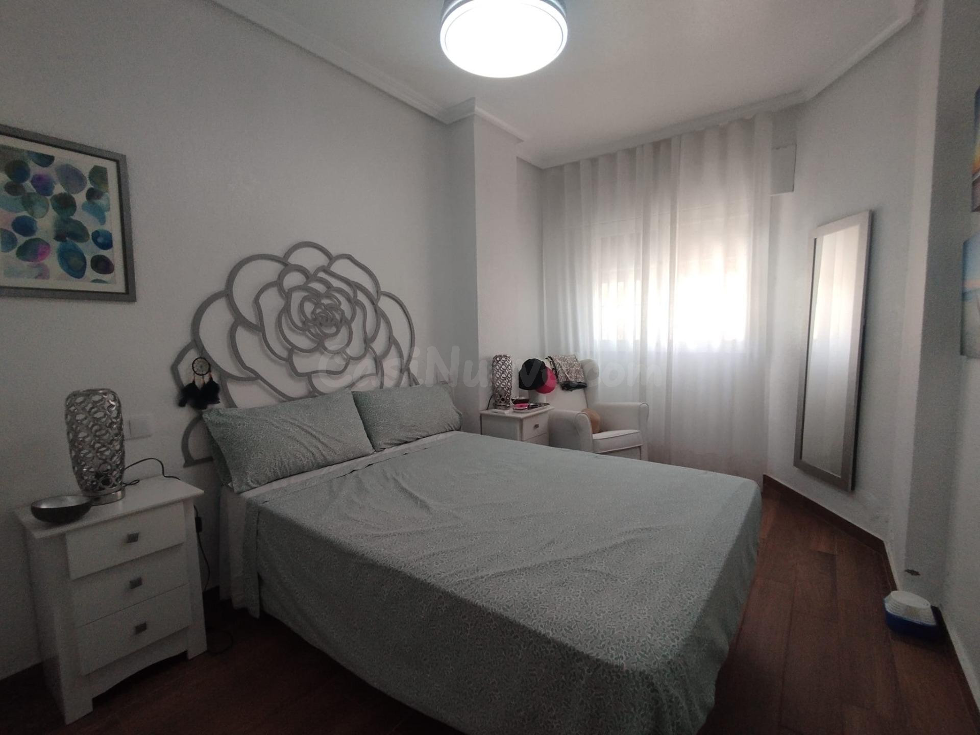 Apartamento reformado en segunda linea de playa  con vistas  - foto 26