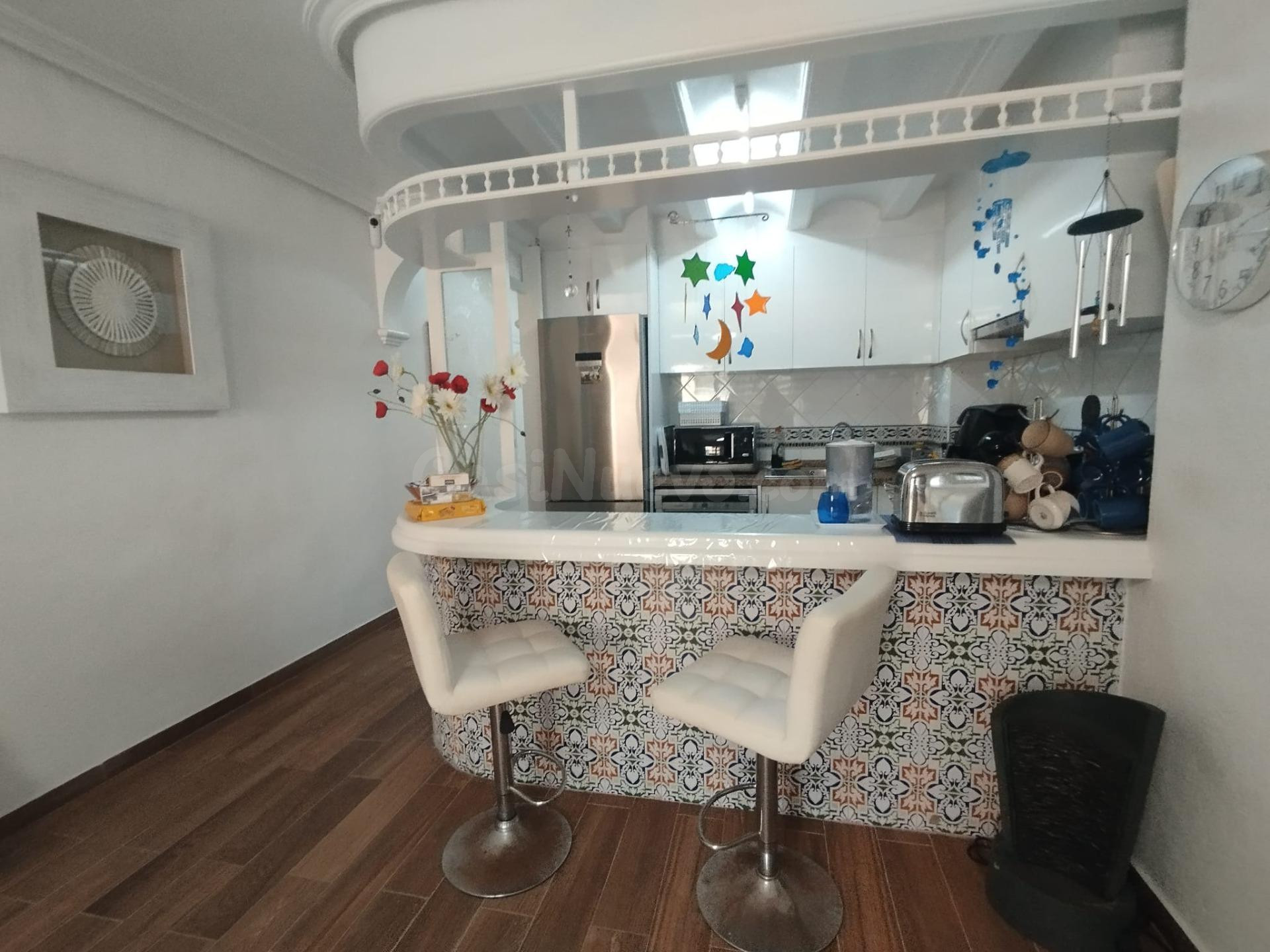 Apartamento reformado en segunda linea de playa  con vistas  - foto 7