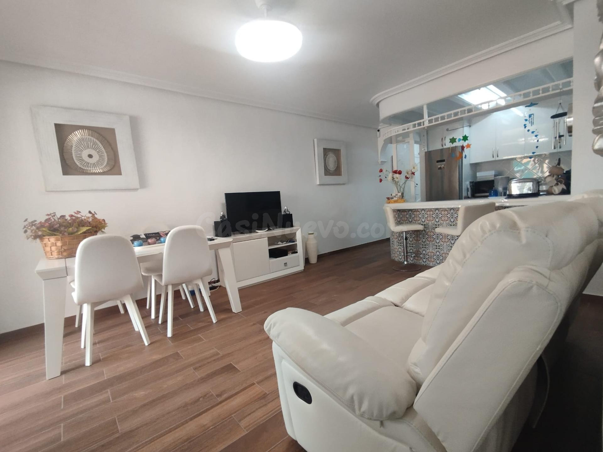 Apartamento reformado en segunda linea de playa  con vistas  - foto 8