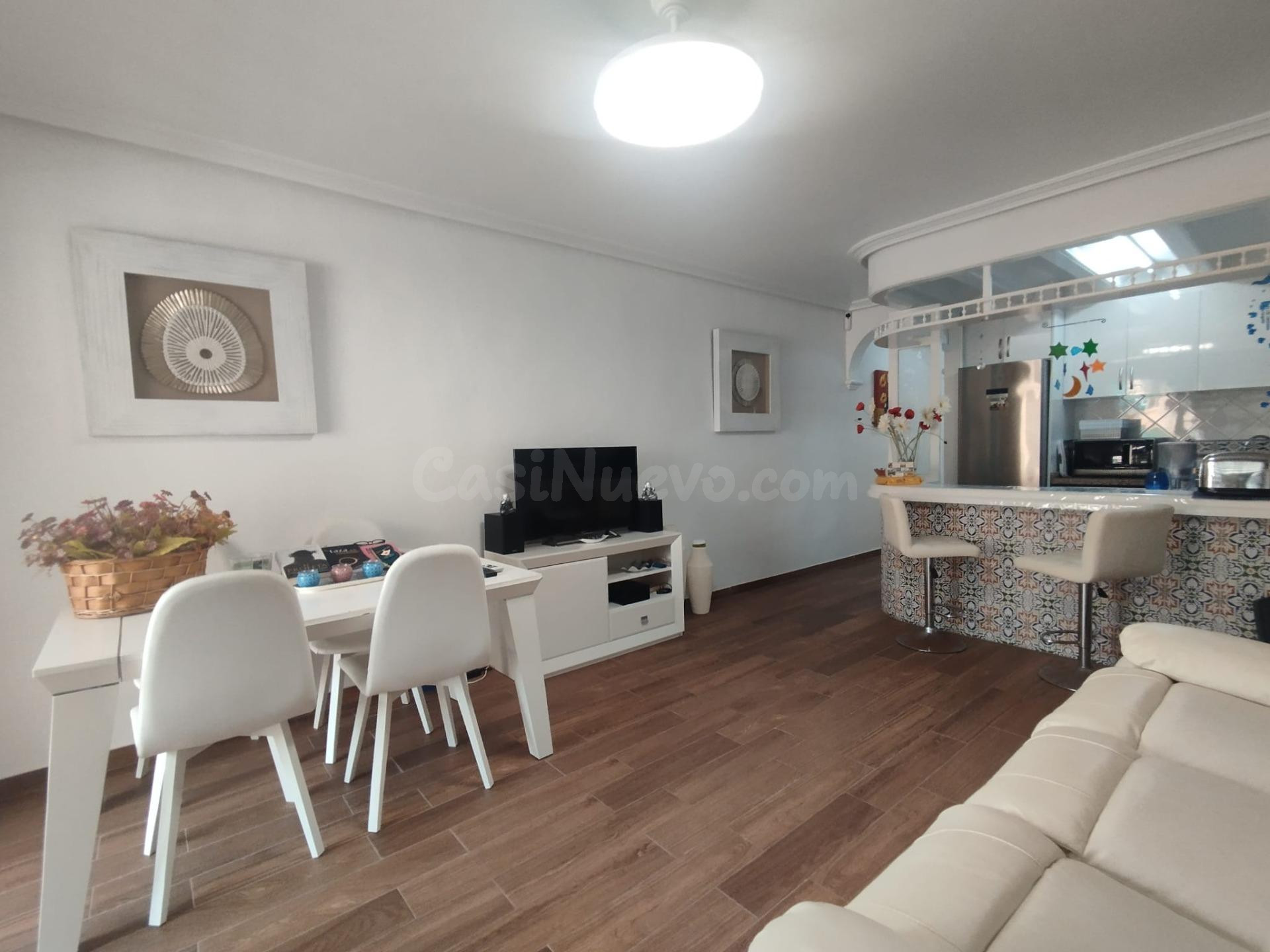Apartamento reformado en segunda linea de playa  con vistas  - foto 10