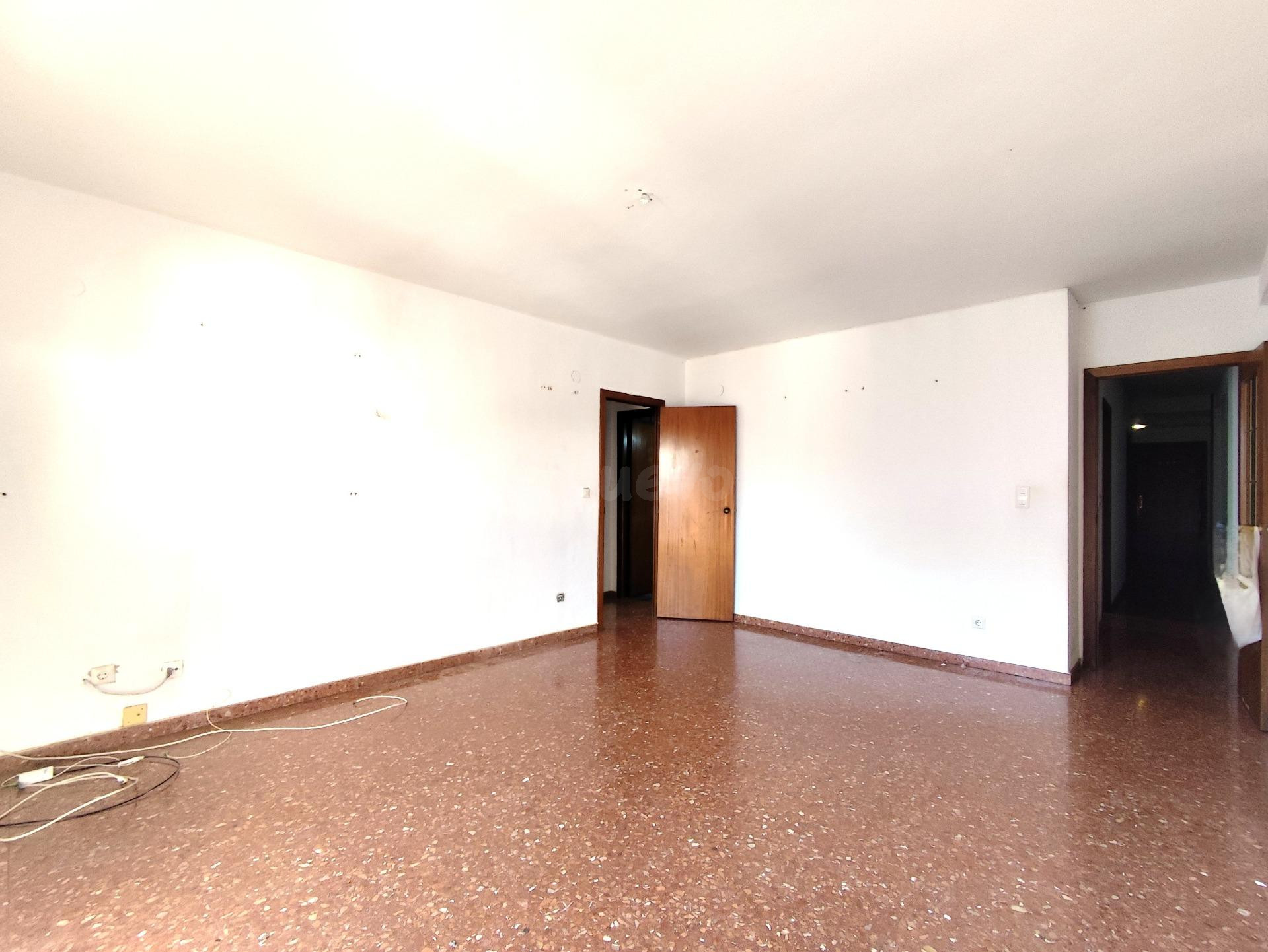 VIVIENDA CON GARAJE - foto 2