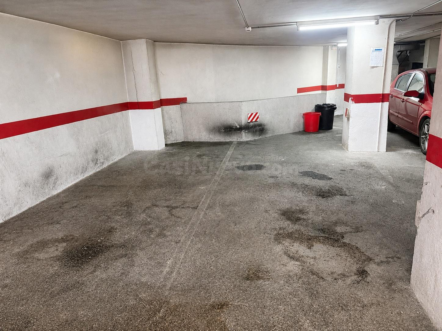 Plaza de parking en Passeig Sant Joan – ideal para coche pequeño