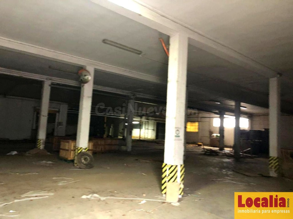 Venta de atractiva nave industrial en Cartes - foto 4