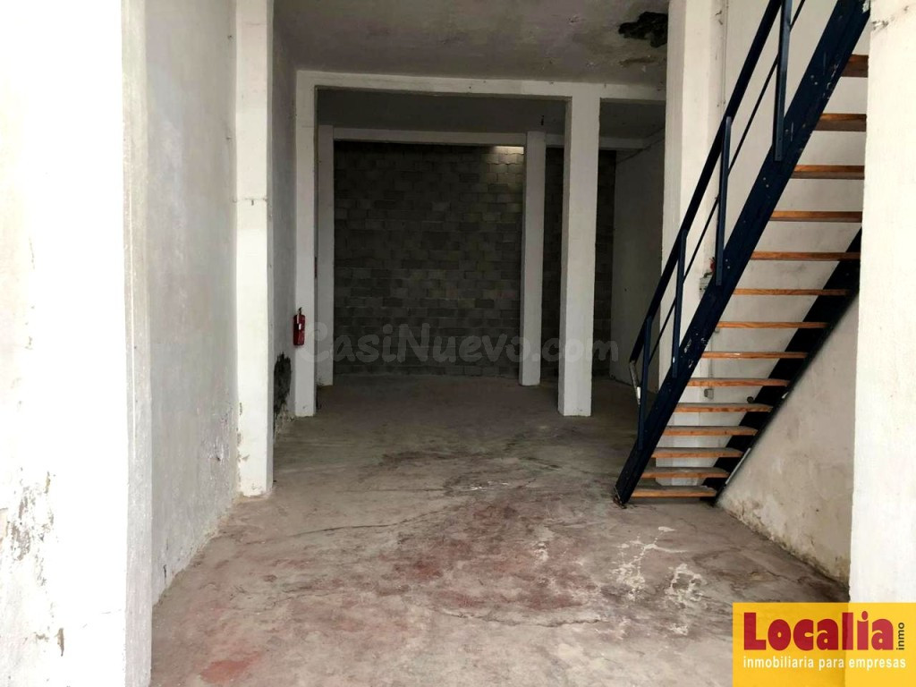 Amplio local comercial zona premiun de Santander - foto 4
