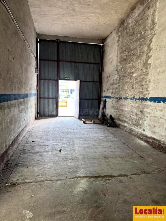 Nave industrial en zona consolidada de Valladolid - foto 10