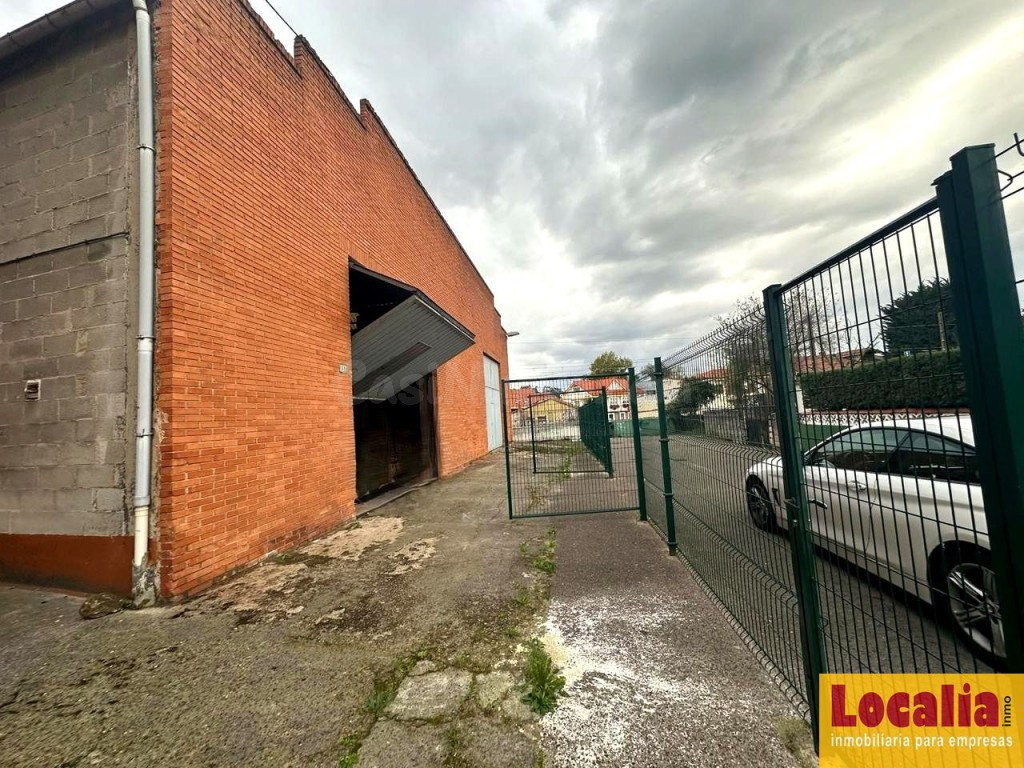 Nave industrial en venta con campa, Torrelavega - foto 2
