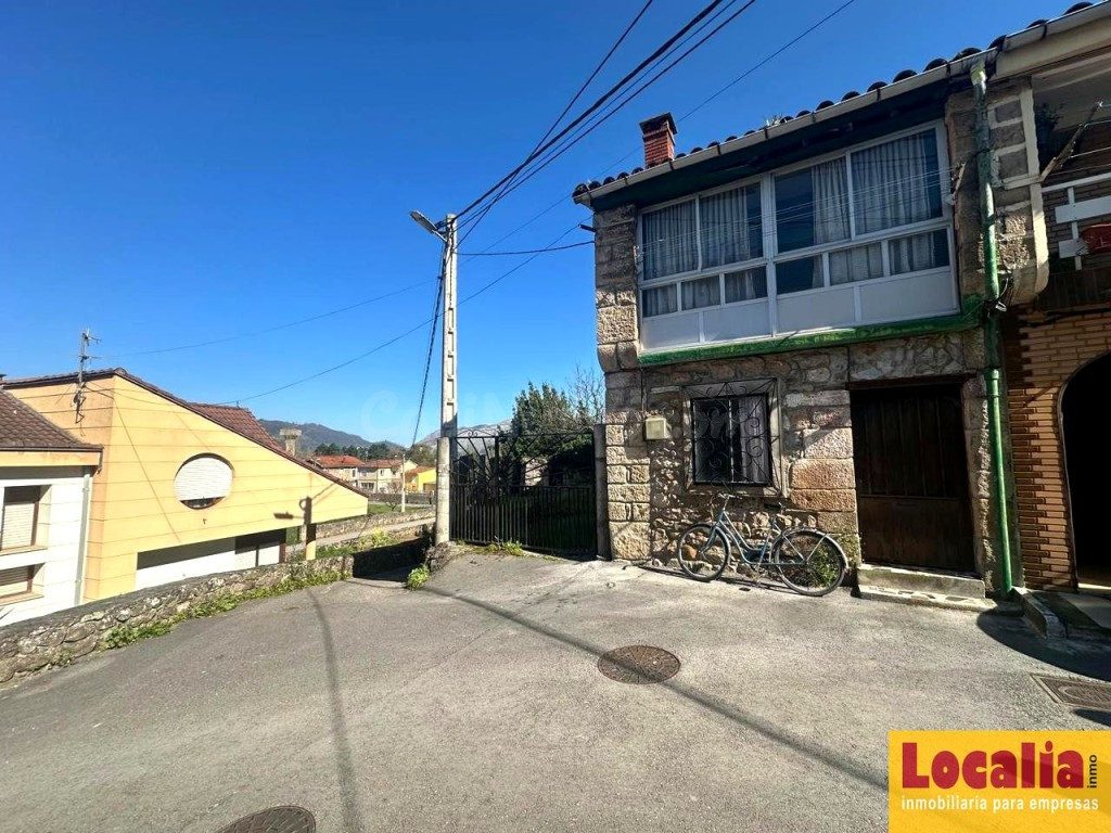 Cuatro fincas en venta, Los Corrales de Buelna