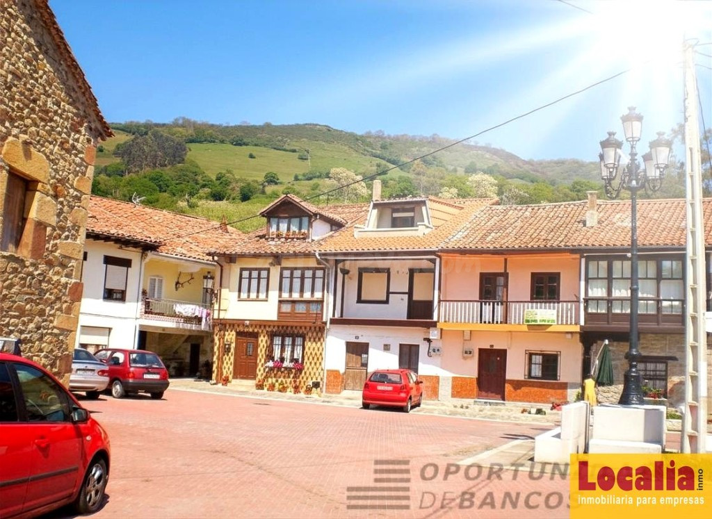 OPORTUNIDAD| CASA ADOSADA EN ARENAS DE IGUÑA