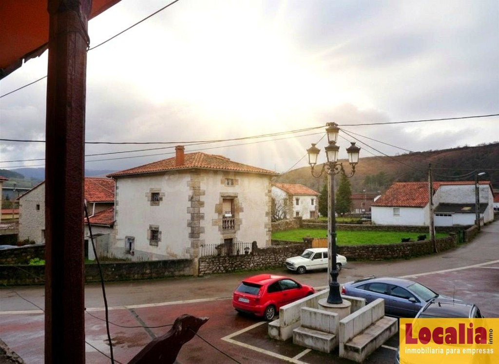 OPORTUNIDAD| CASA ADOSADA EN ARENAS DE IGUÑA - foto 4