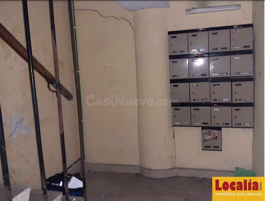 Edificio plurifamiliar en pleno centro de Navia