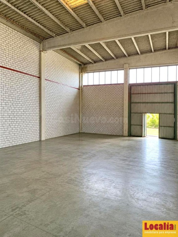 Venta nave industrial con campa, Polígono Reinosa