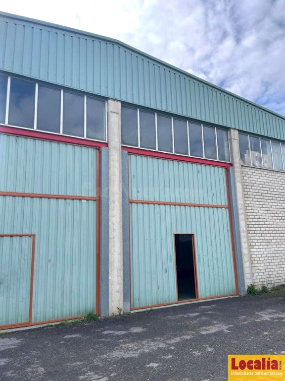 Venta nave industrial con campa, Polígono Reinosa - foto 4