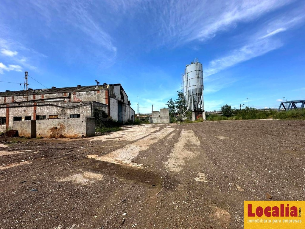 Amplia nave de 1300 metros en alquiler, Astillero. - foto 15