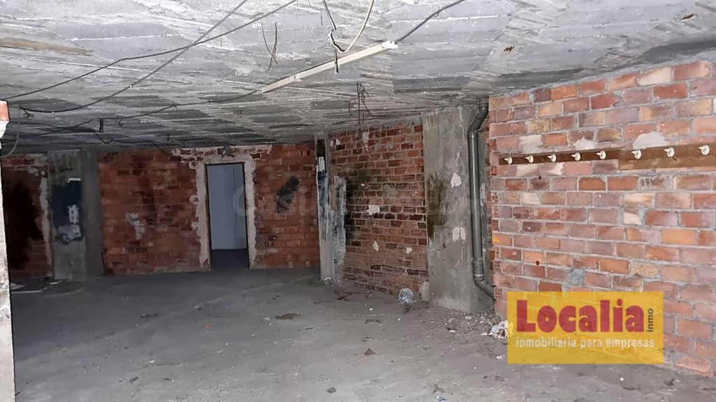 Local para tu proyecto en el centro de Santander - foto 5