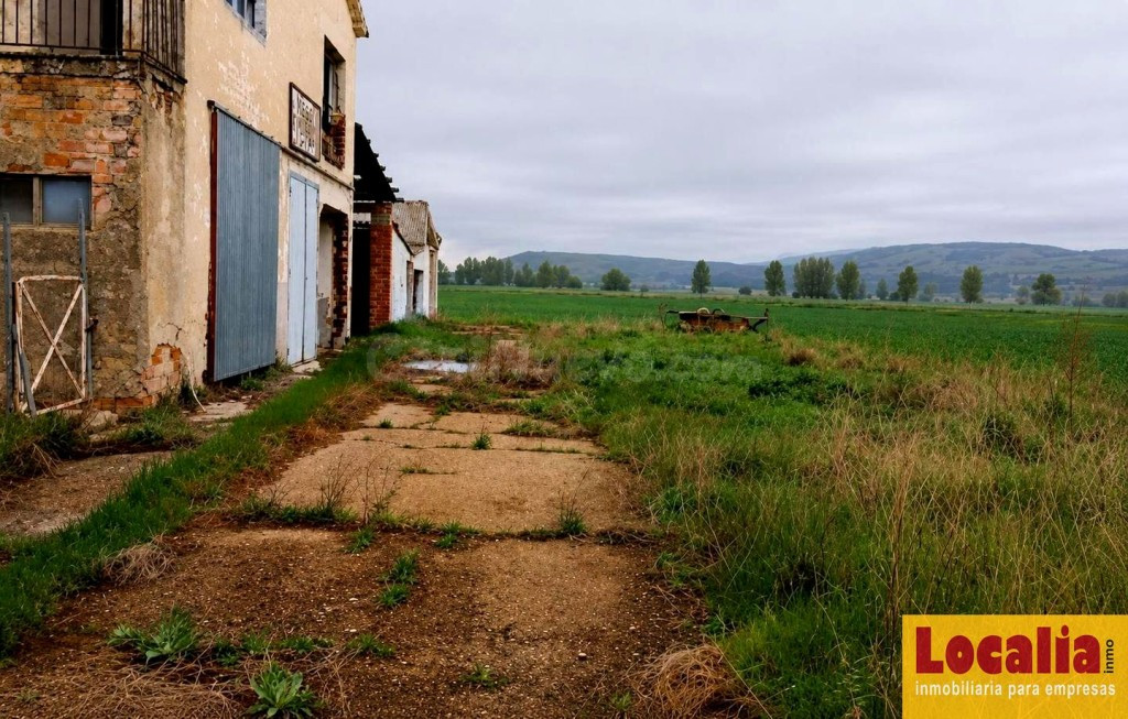 Extenso terreno en Pomar de Valdivia, Palencia - foto 4
