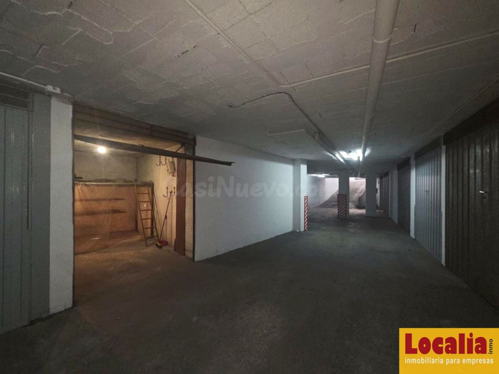 Venta plaza de garaje cerrada en Torrelavega - foto 3