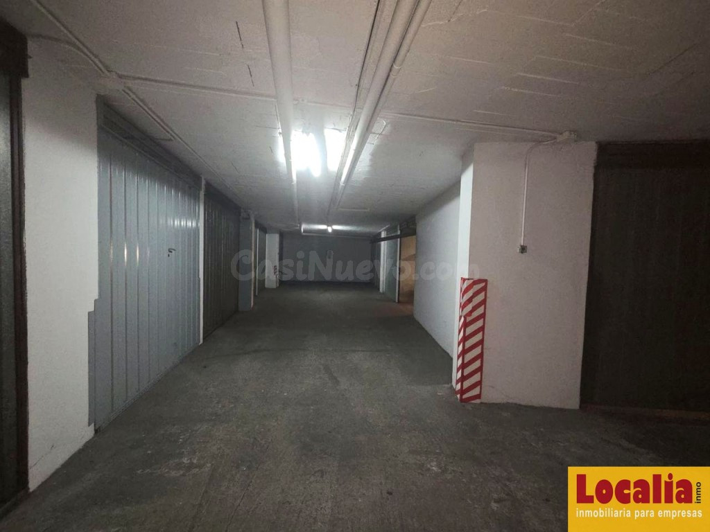 Venta plaza de garaje cerrada en Torrelavega - foto 10